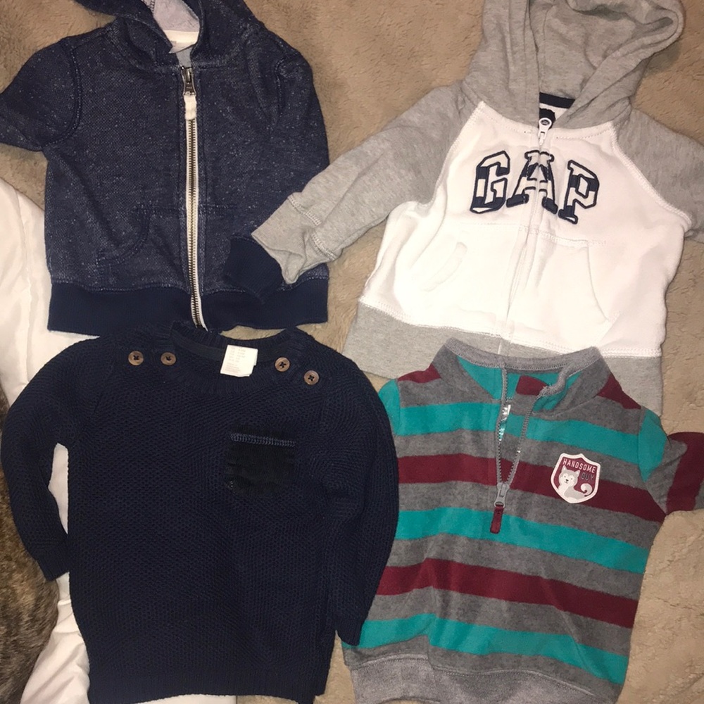 Sweatshirt/Sweater lot 3-6 months